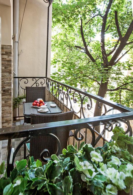 Jane Stone Apartments โอเดสซา ภายนอก รูปภาพ